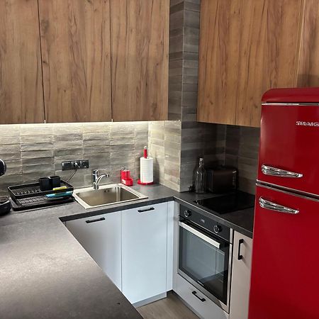 New York: A Spacious Modern Apartment With Parking София Екстериор снимка