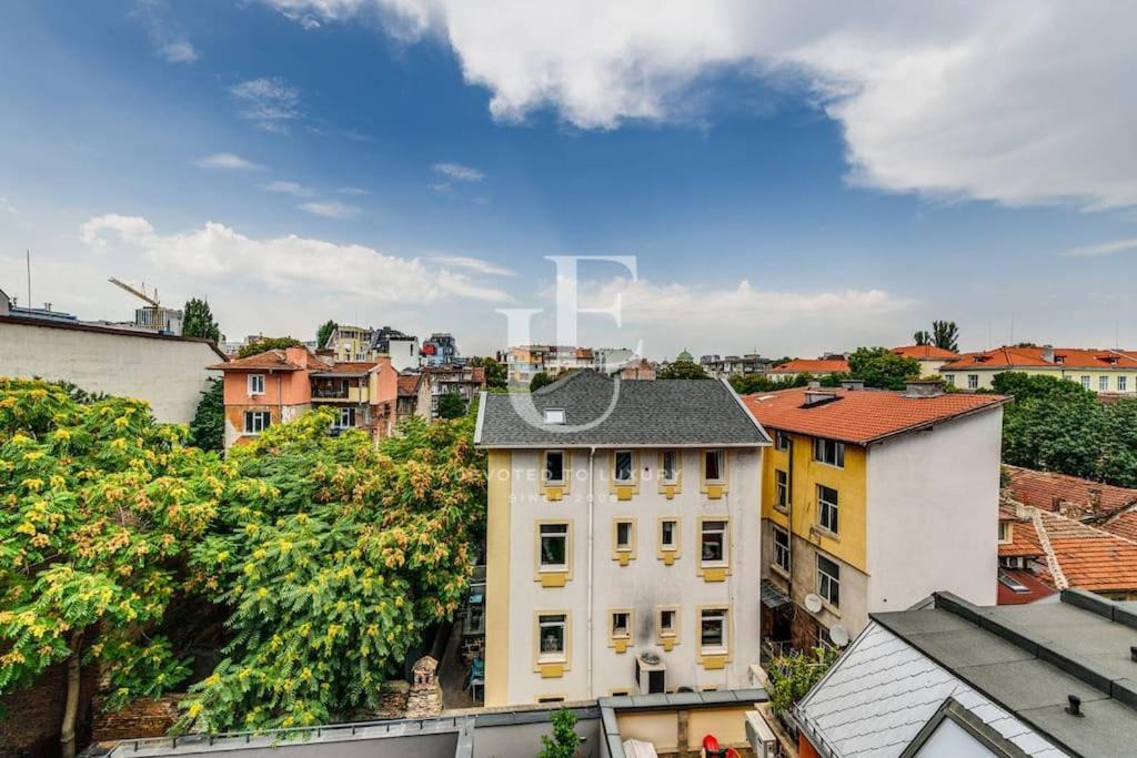 New York: A Spacious Modern Apartment With Parking София Екстериор снимка